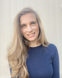 Jennifer Rose Freeland watercolor artist, Duck & Rabbit ABC military adventure / Pato y Conejo aventura militar (bilingual board book), published by Elva Resa Publishing