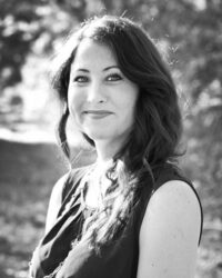 Julia Gibbs, Stories Around the Table, Elva Resa