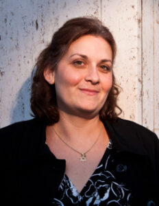 Randi Cairns, Associate Publisher, Elva Resa